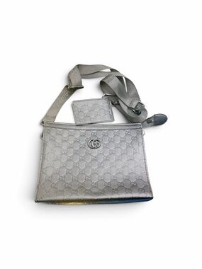 Gucci Metallic Silver GG Leather Crossbody Bag with Cardholder